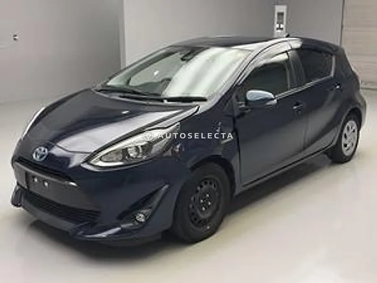 Toyota Aqua 2017, photo 1 of 1