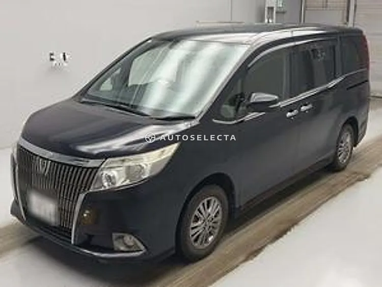 Toyota Esquire 2015, photo 1 of 1