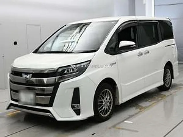 Toyota Noah 2018, auction grade 4.5