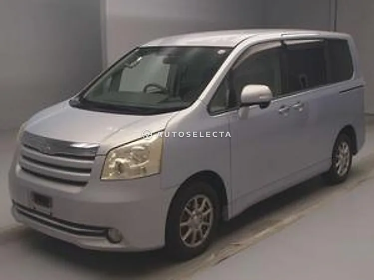 Toyota Noah 2009, photo 1 of 1