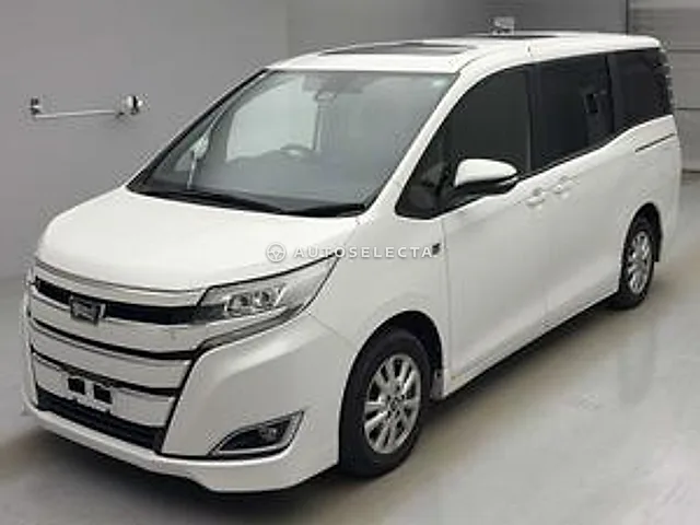 Toyota Noah 2017, auction grade R