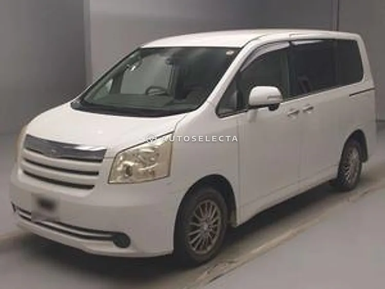 Toyota Noah 2009, photo 1 of 1