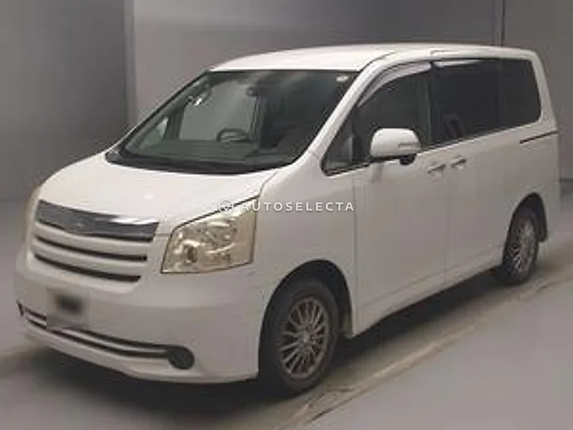 Toyota Noah 2009, auction grade R