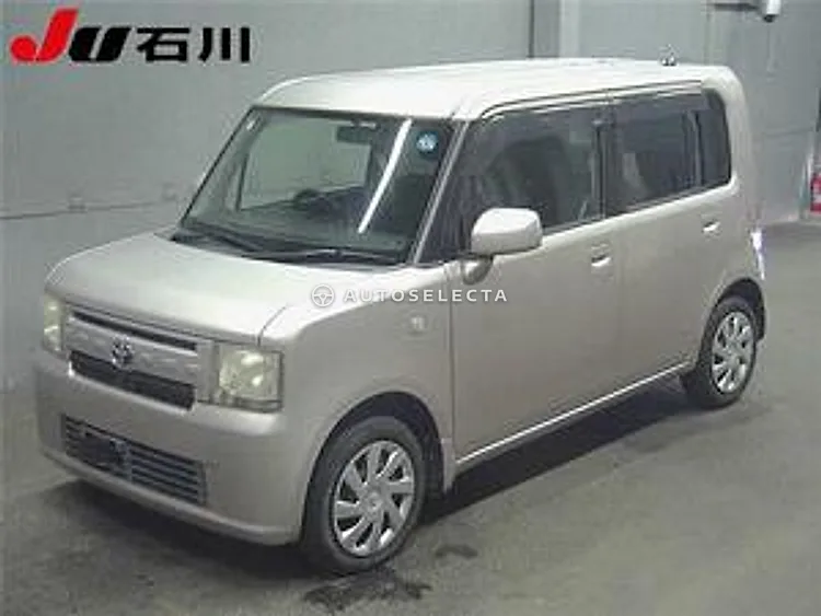 Toyota Pixis Space 2012, photo 1 of 1