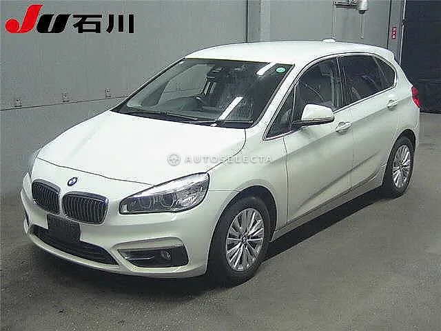 BMW 2 Series 2015, auction grade 4