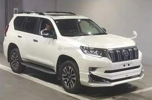 Toyota Land Cruiser Prado 2024, auction grade 5