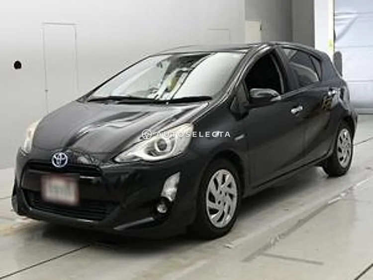Toyota Aqua 2015, photo 1 of 1