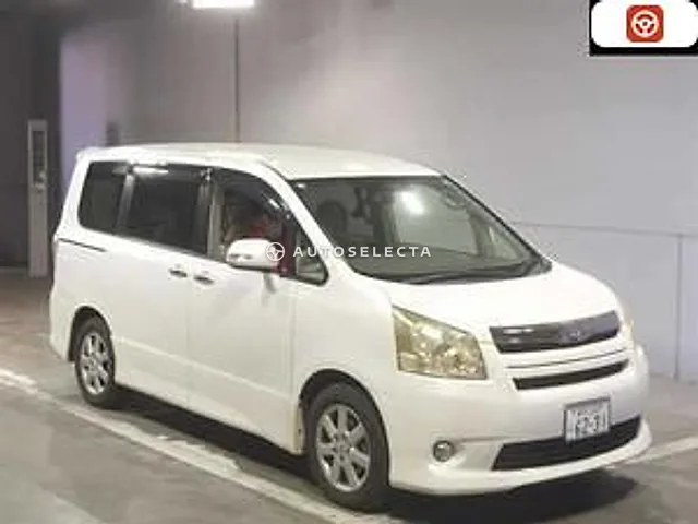 Toyota Noah 2010, auction grade 3.5