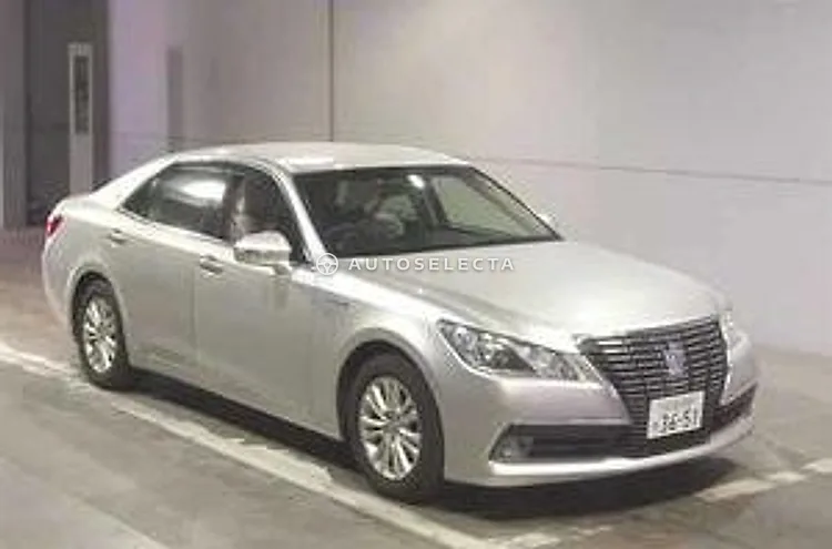 Toyota Crown 2013, photo 1 of 1