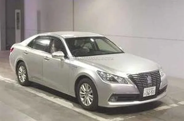 Toyota Crown 2013, auction grade 4