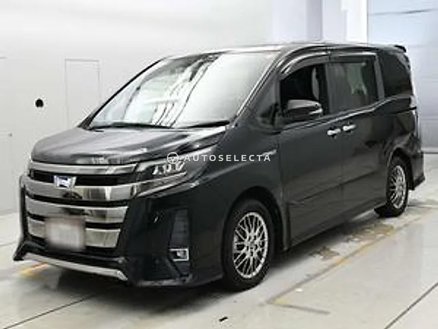 Toyota Noah 2018, auction grade 3.5