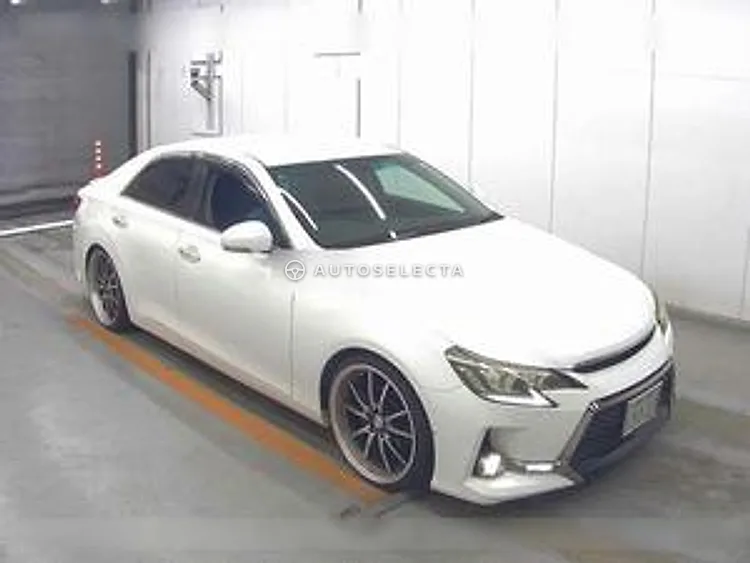 Toyota Mark X 2010, photo 1 of 1