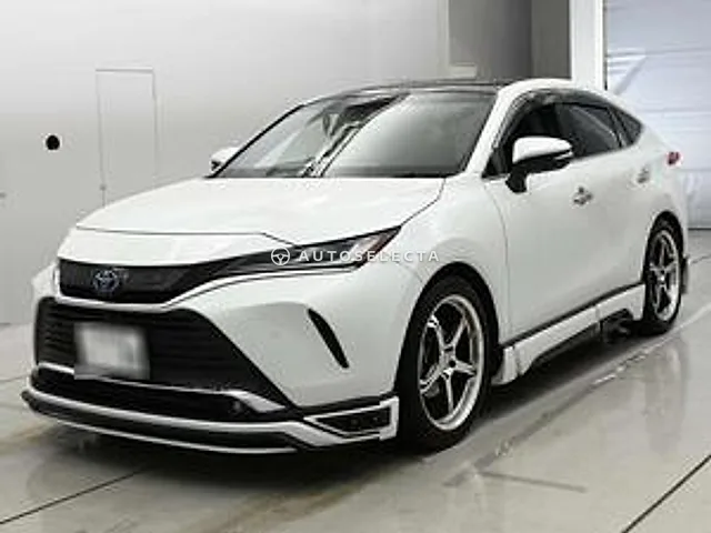 Toyota Harrier Hybrid 2023, auction grade 4.5