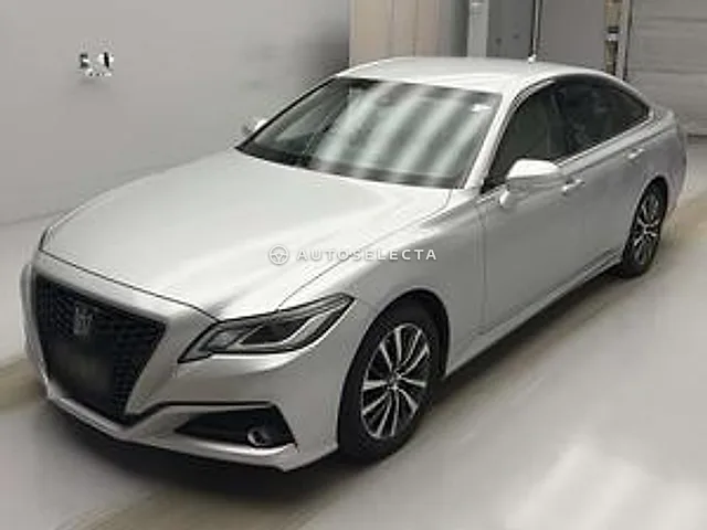 Toyota Crown 2018, auction grade 3.5