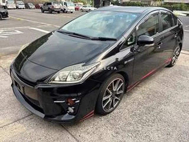 Toyota Prius 2012, auction grade 4