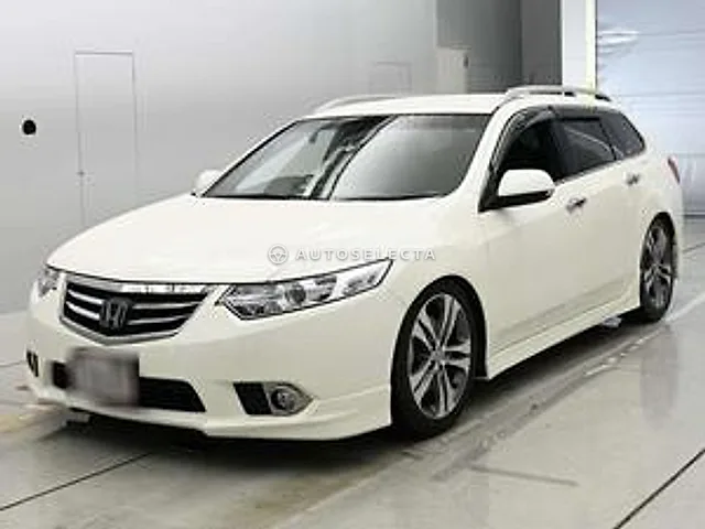Honda Accord Tourer Type S 2011, auction grade 4