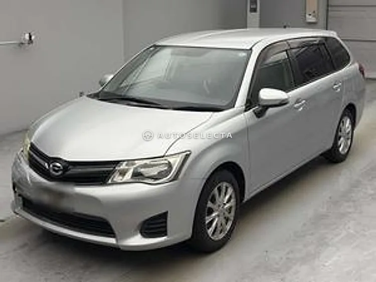 Toyota Corolla Fielder 2015, photo 1 of 1