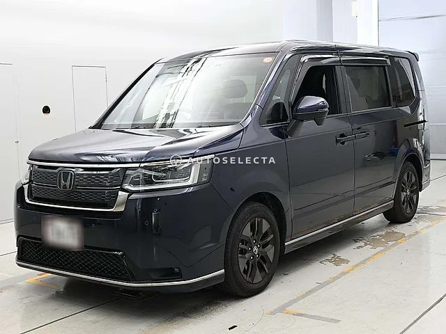 Honda Stepwgn 2023, auction grade 4.5