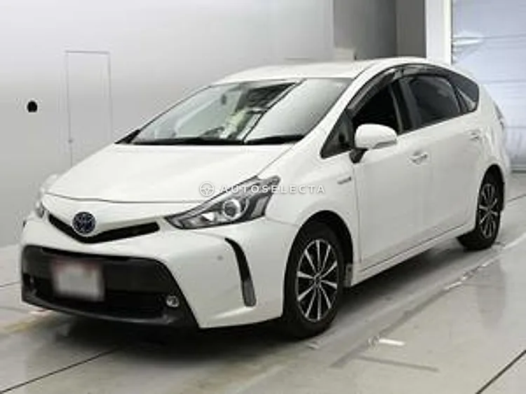 Toyota Prius Alpha 2017, photo 1 of 1