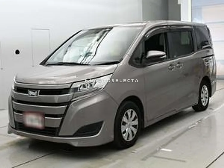 Toyota Noah 2021, photo 1 of 1