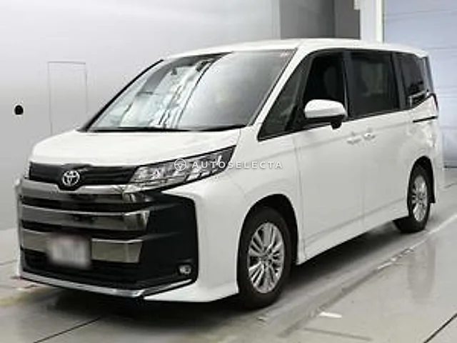 Toyota Noah 2023, auction grade 4.5