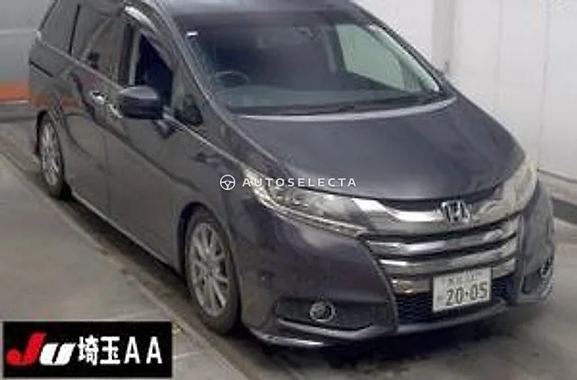 Honda Odyssey 2013, auction grade R