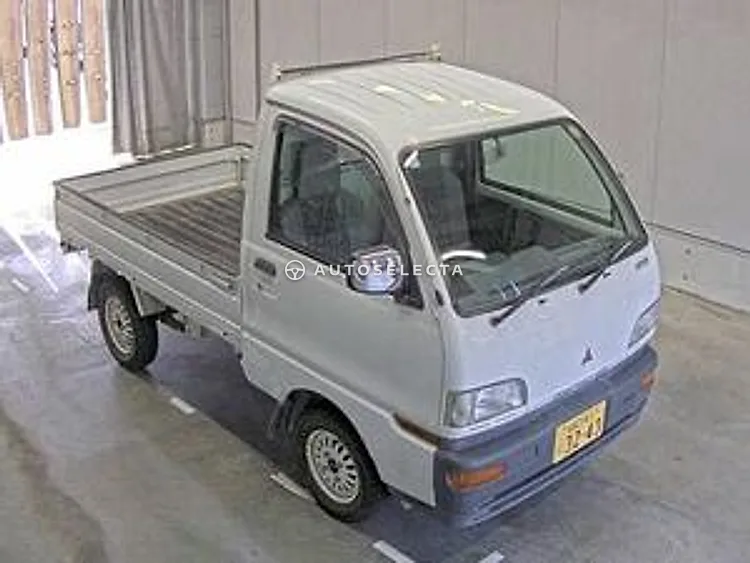 Mitsubishi Minicab 1997, photo 1 of 1