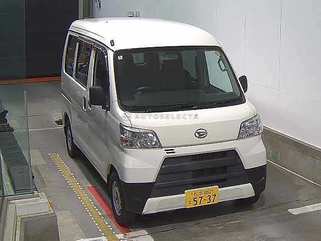 Daihatsu Hijet Van 2018, auction grade 3