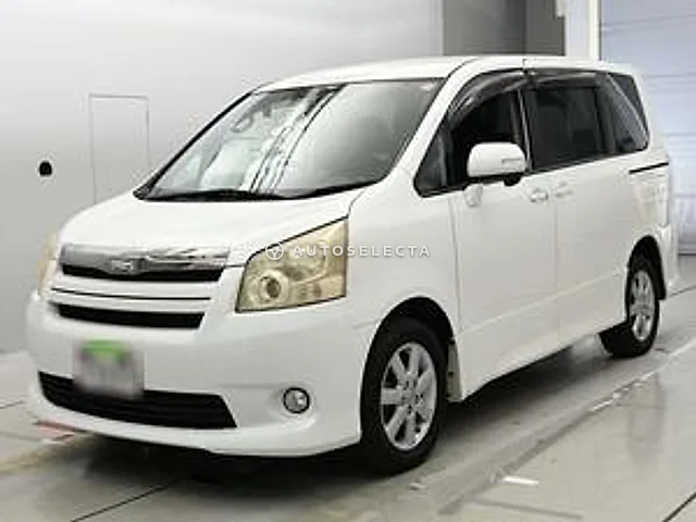 Toyota Noah 2008, auction grade R