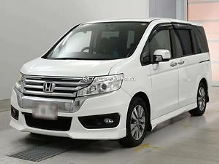 Honda Stepwgn Spada 2014, photo 1 of 1