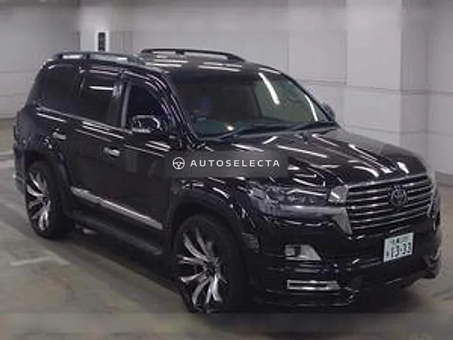 Toyota Land Cruiser 2013, auction grade 4