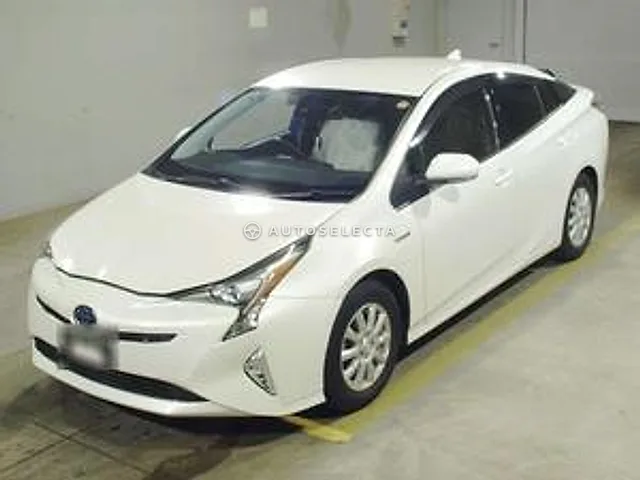 Toyota Prius 2016, auction grade R