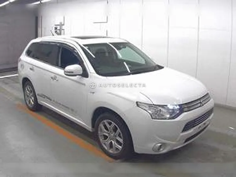 Mitsubishi Outlander PHEV 2013, photo 1 of 1