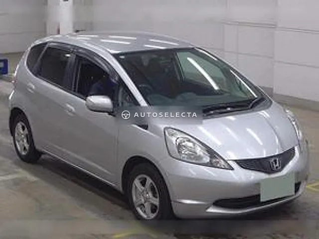 Honda Fit 2010, auction grade R