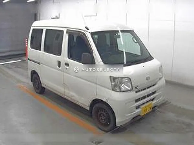 Daihatsu Hijet Cargo 2017, auction grade 3