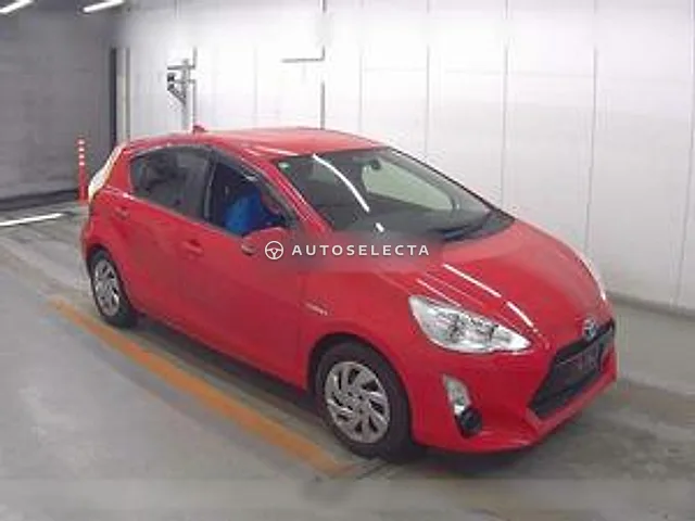 Toyota Aqua 2015