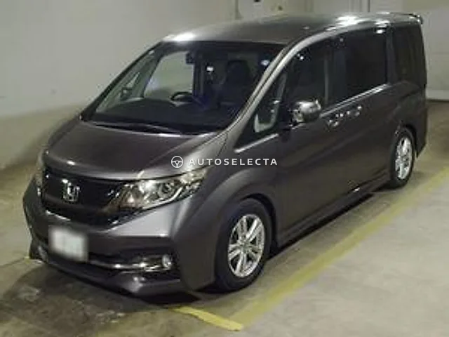 Honda Stepwgn Spada 2016, auction grade 4