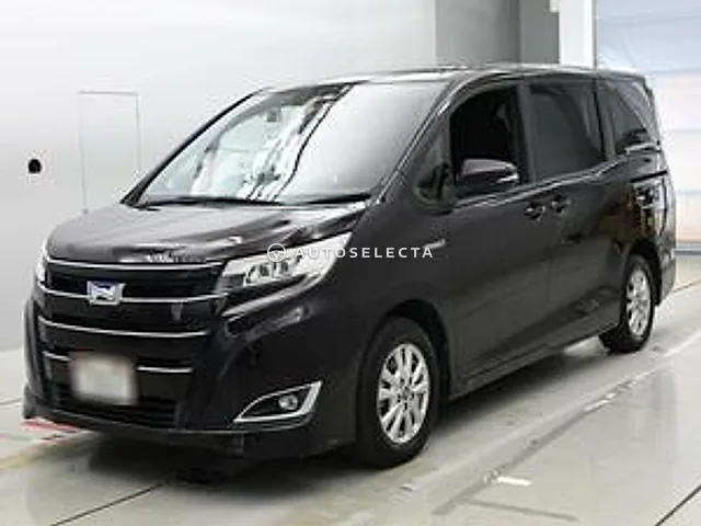 Toyota Noah 2017, auction grade 4