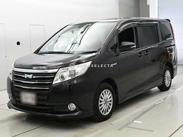 Toyota Noah 2015, auction grade 3.5