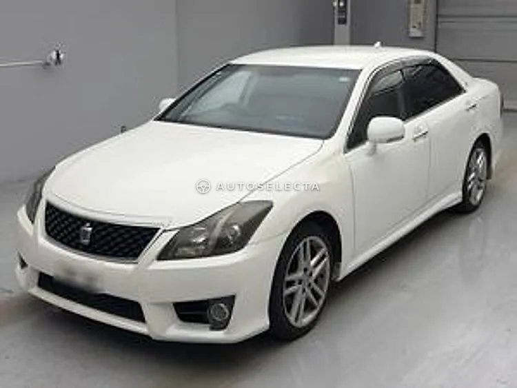 Toyota Crown 2012, photo 1 of 1