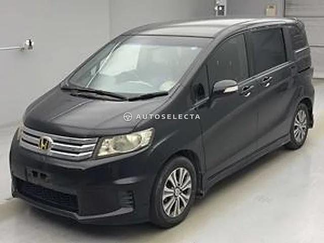 Honda Freed Spike 2012, auction grade 3