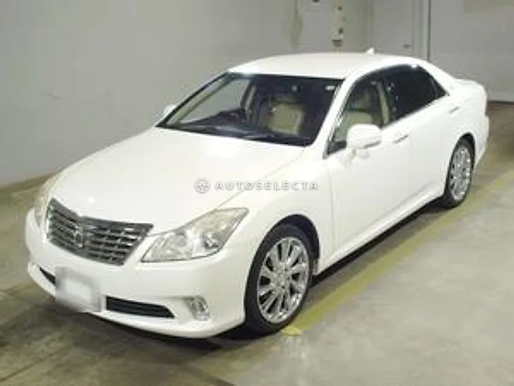 Toyota Crown 2011, photo 1 of 1