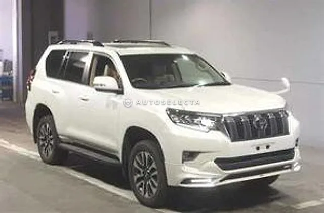 Toyota Land Cruiser Prado 2023, auction grade 5