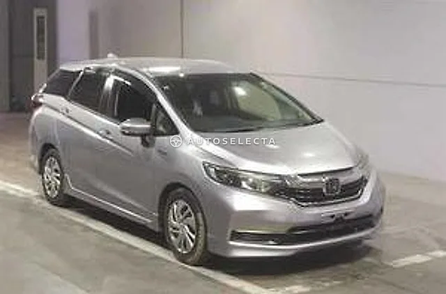 Honda Shuttle 2019, auction grade 3.5