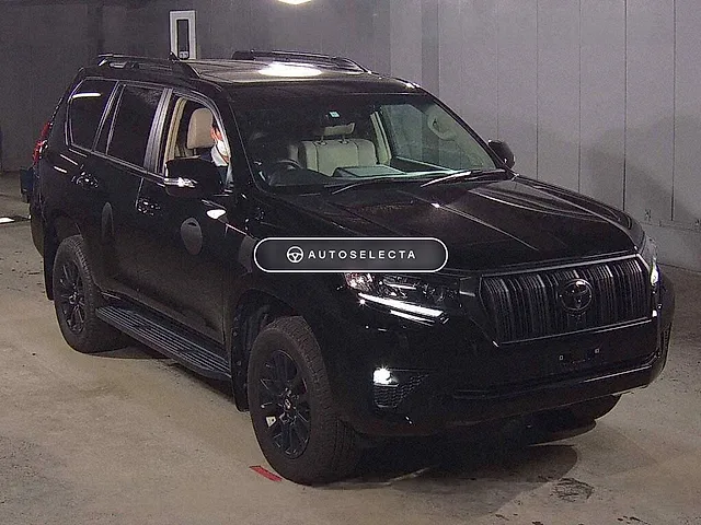 Toyota Land Cruiser 2023, auction grade 4.5