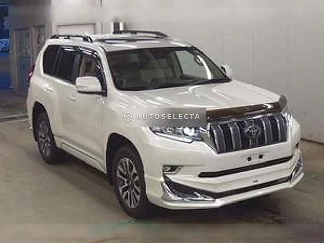 Toyota Land Cruiser Prado 2022, auction grade 5
