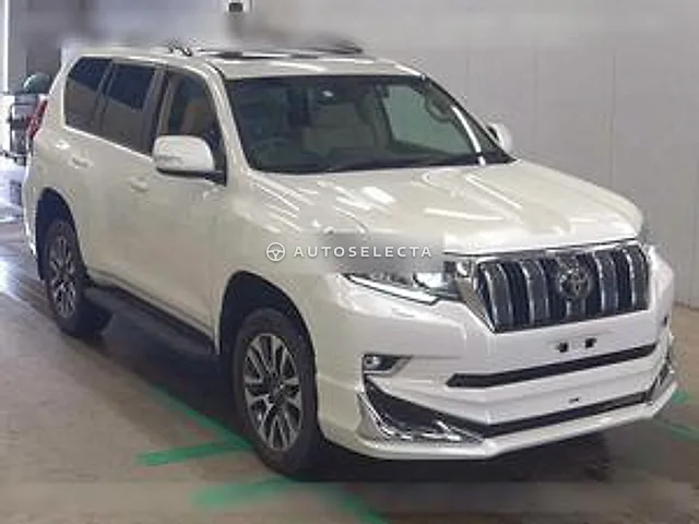 Toyota Land Cruiser Prado 2023, auction grade 4.5