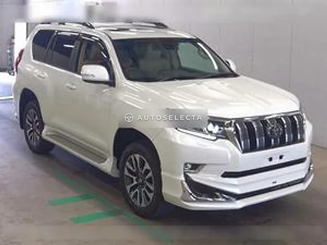Toyota Land Cruiser Prado 2023, auction grade 5
