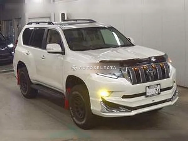 Toyota Land Cruiser Prado 2023, auction grade 5