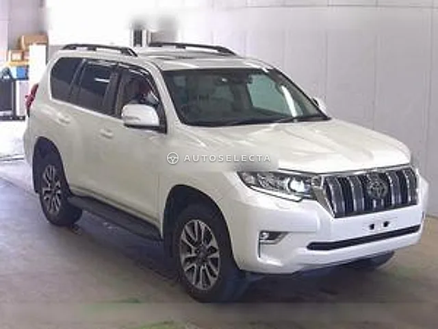 Toyota Land Cruiser Prado 2023, auction grade 4.5